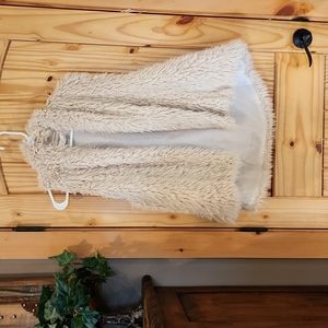 Women's fuzzy vest